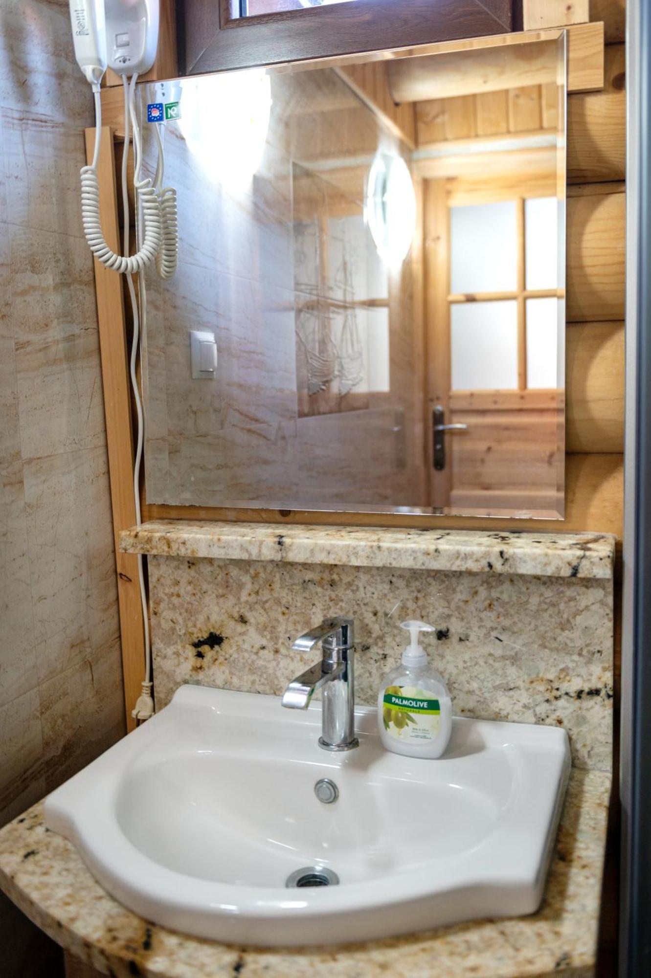Holiday park Domy Z Bala - Bungalow 50 Metrow Od Plazy Spa Domki Ogrzewane *